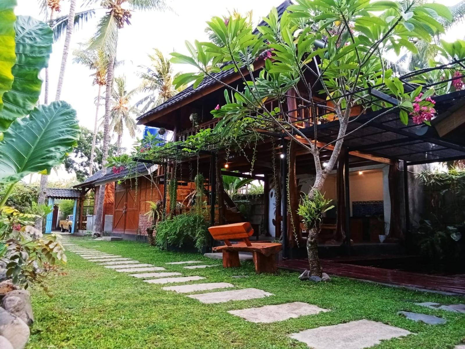 Tahlia'S Villa Sorongjukung Luaran gambar