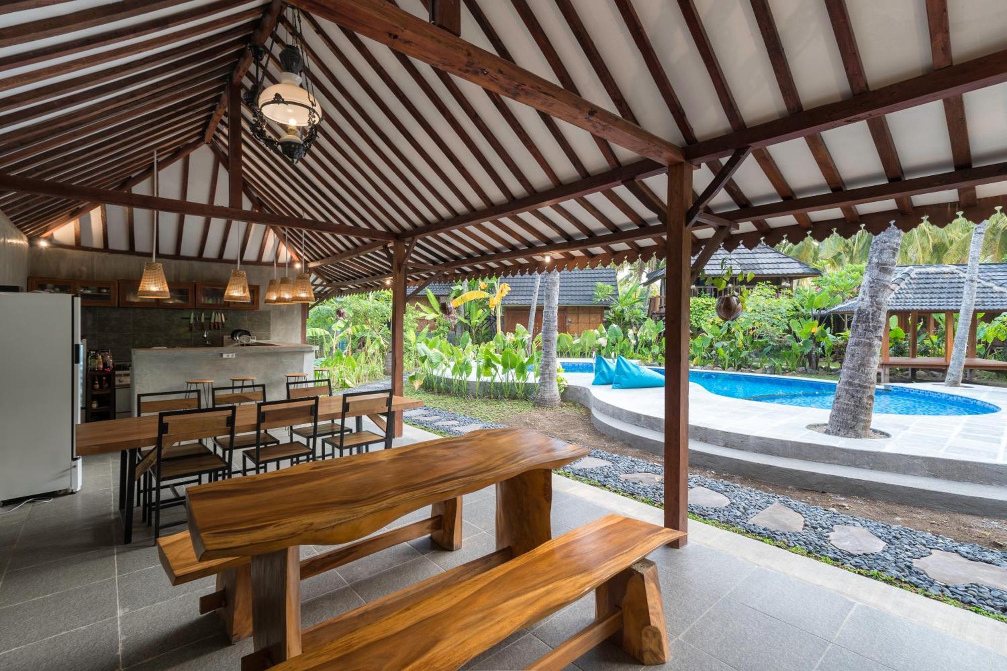 Tahlia'S Villa Sorongjukung Luaran gambar