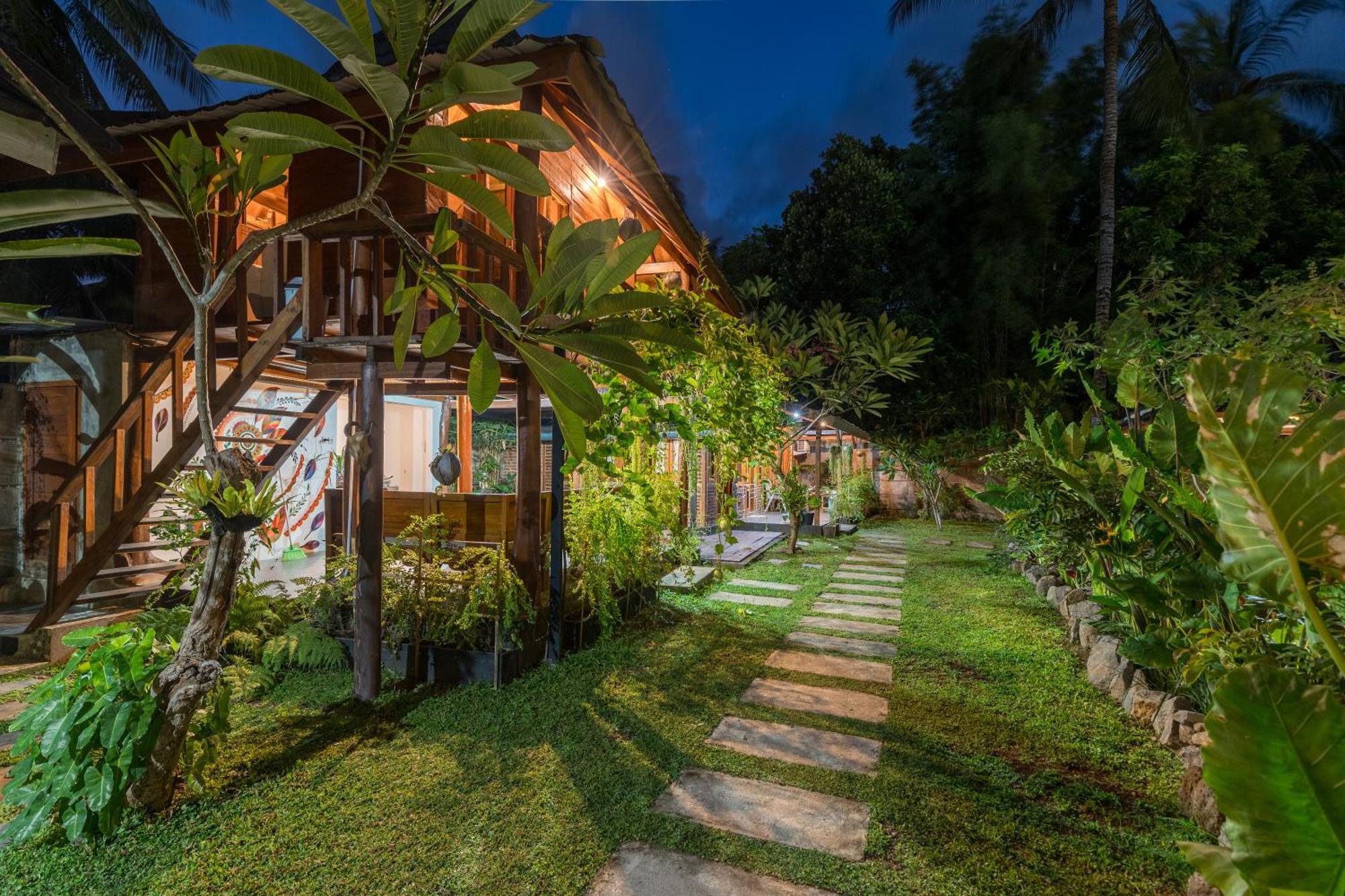 Tahlia'S Villa Sorongjukung Luaran gambar
